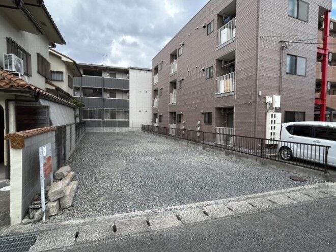 【外観】
現況渡し、建築条件なし