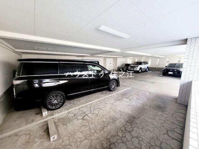 ★駐車場も区画数を多くご用意。空き状況の確認はお気軽にお申し付け下さい。