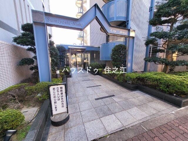 ★解放感のある入口で明るい印象を受けますね♪