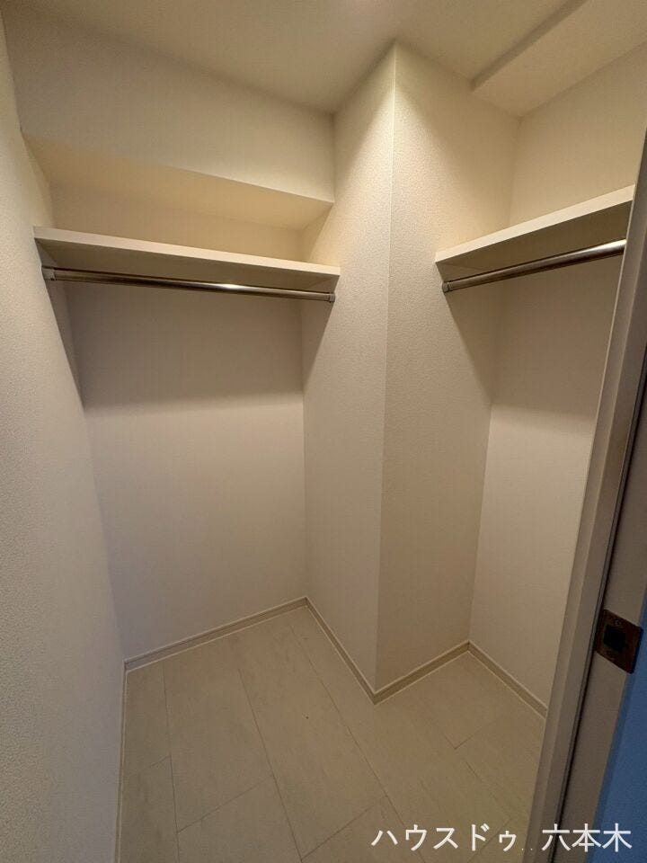2面ハンガーで収納力◎