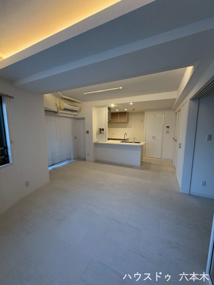 曲線×間接照明で“高級感あるホテルライク空間