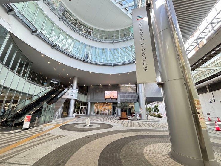 北東 柳ケ瀬商店街側入り口