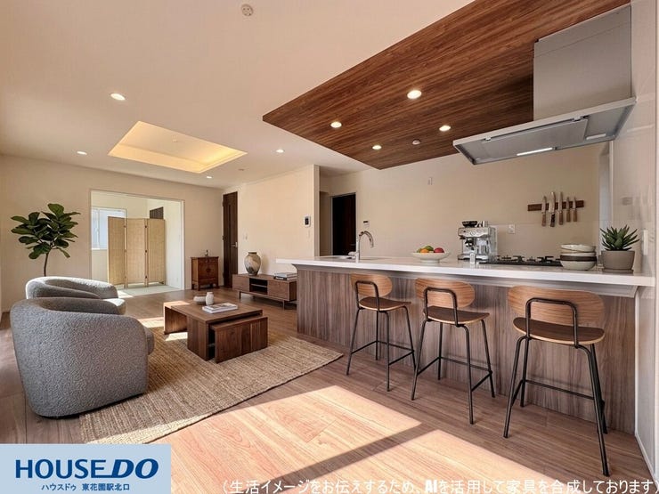 【リビング】
施工事例:真弓4丁目モデルハウス
木の温もりを感じる天井デザインが印象的なLDKです!キッチンからリビング全体が見渡せるため、炊事をしながらでも和室で遊ぶお子様の様子を静かに見守れます♪