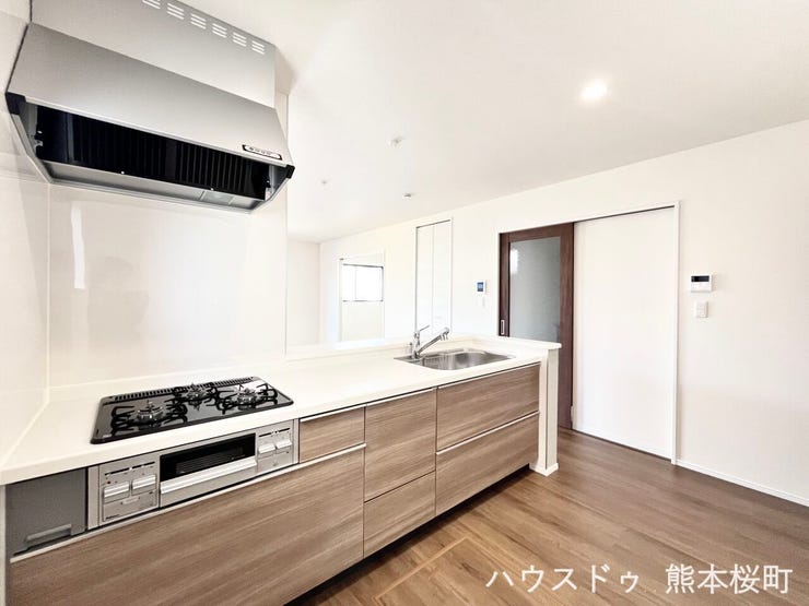 ■家族の「美味しい」が集まる舞台■高い機能性と美しいデザインを両立。料理する人も、待つ人も、笑顔になれる場所です。