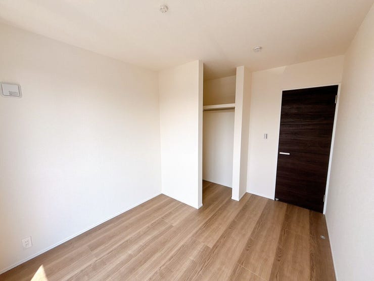 各部屋に収納があり分かれているため、家族構成やライフスタイルに合わせて使い方を簡単に変えることができます!