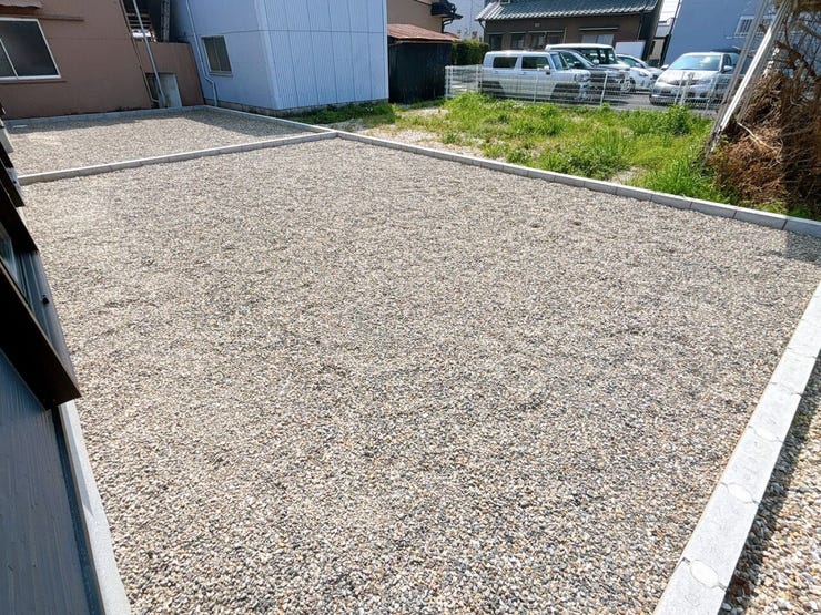 広い庭ではお子様との外遊びや、バーベキューグリルを設置して週末のアウトドアを楽しむことも可能です♪