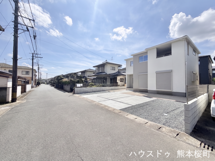■理想を叶える新しい暮らしの舞台■高いデザイン性と機能性を兼ね備えた住まい。ここで、家族の新しい物語が始まります。