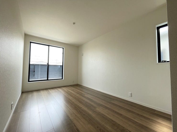 ◇洋室◇ 同仕様
ゆとりのある広さです♪
WIC完備!