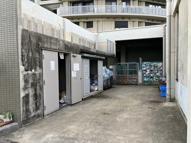 ゴミ捨て場です。