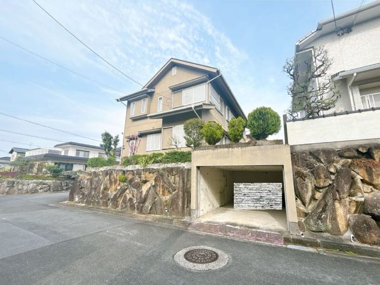 スーパーやコンビニ、幼保・小学校など生活利便施設が充実した立地です。