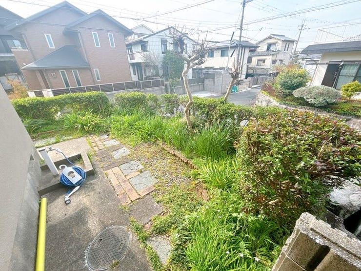 スーパーやコンビニ、幼保・小学校など生活利便施設が充実した立地です。