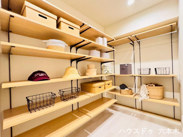 マルチウォークインクローゼットを3か所完備しています