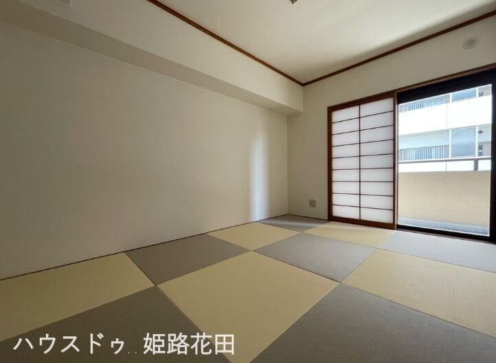 【外観】
琉球畳がおしゃれ♪