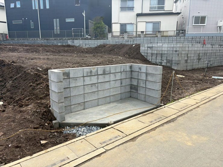 ハウスメーカーや工務店の指定はありません。お好きな建築会社で、理想の住まいを建てられます。