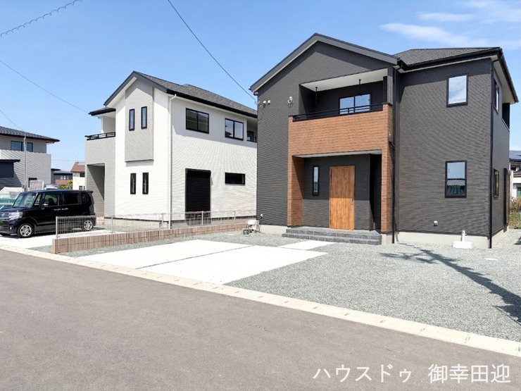 ■車と趣味の幅が広がる場所■単なる駐車スペースではない、洗車やタイヤ交換、DIYにも使える多目的な屋外スペースです。