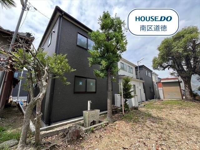 写真だけでは伝えきれない物件の良さを、ぜひ現地に行って見ませんか?弊社では現地案内会を随時開催しております。お気軽にお問い合わせ下さい。