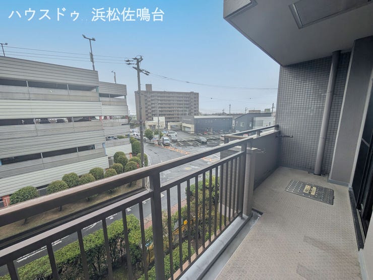 南面バルコニー!南西角部屋♪