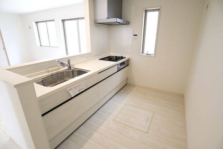 キッチン 同仕様
使い勝手の良いカウンターシステムキッチン♪
家族の様子を見守りながら家事ができます♪