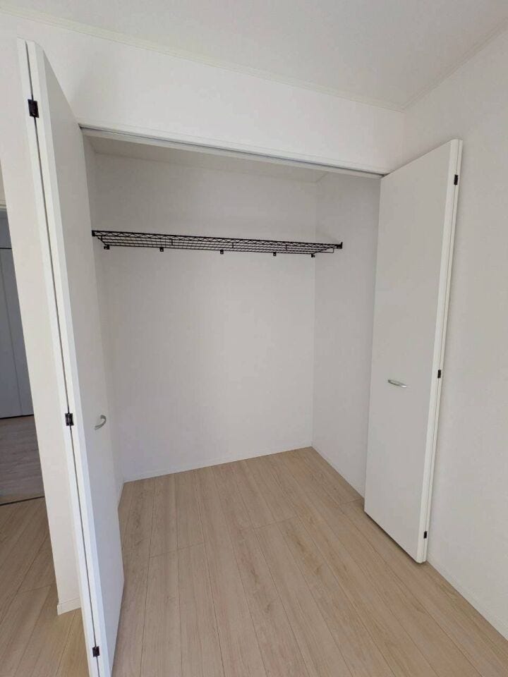 全居室にクローゼット完備です。