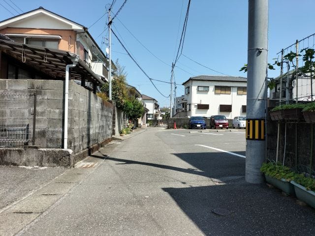 南側道路 西から東方向