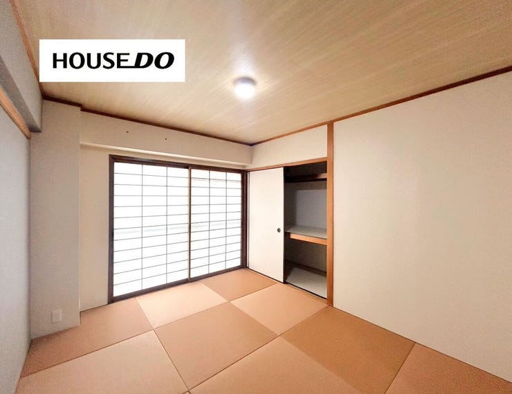 押入収納付きで、和室をすっきり広く使えるのが魅力。お布団や家財の整理にも便利です。