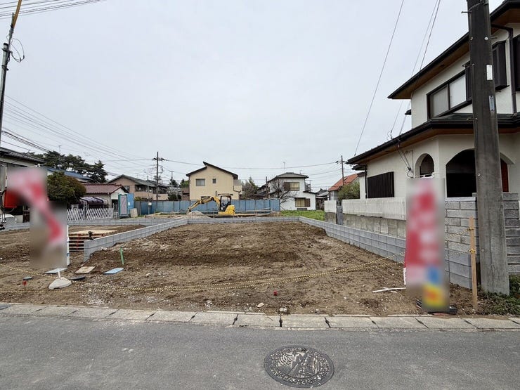 【外観】
随時ご案内可能です♪
当物件はもちろんですが、他に気になる物件のご案内、資金計画、物件詳細、住宅ローン等何でもお気軽にお問い合わせください!!