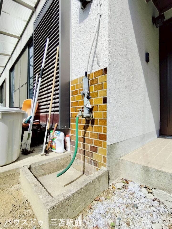 《外水栓》
外水栓がついているので、水やりやお庭の手入れもしやすいです!