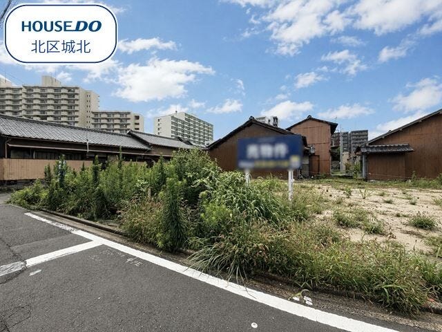 【外観】
●北区下飯田町エリア●
◇名北小学校:徒歩約4分
◇若葉中学校:徒歩約8分
◇おりべ幼稚園:徒歩約2分
◇ナフコトミダ瑠璃光店:徒歩約7分
◇近松医院:徒歩約5分