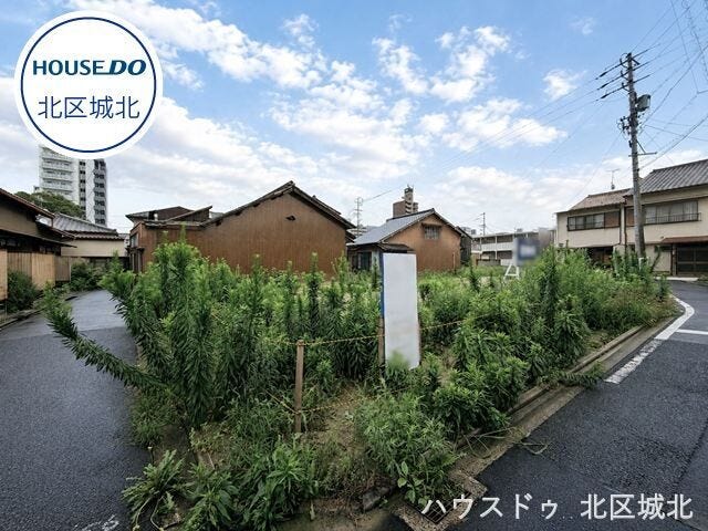 ◆建築条件なし!お好きなハウスメーカーで建てられます
◆スーパーや病院など徒歩圏内の周辺環境が充実しています
◆更地、造成渡しにつきスムーズに建築計画可能