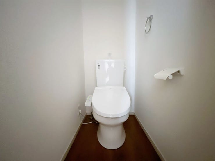 トイレ2ケ所あり◎
家族が多いご家庭も安心です。