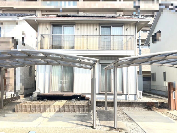 【外観】
ミサワホームの太陽光つき中古戸建