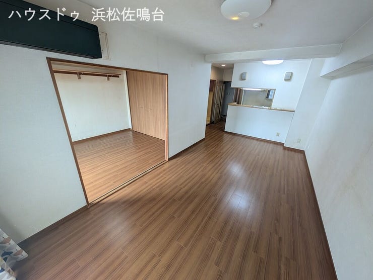 リビング全景