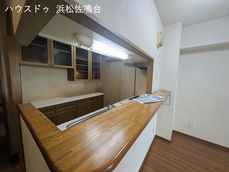キッチンカウンター側