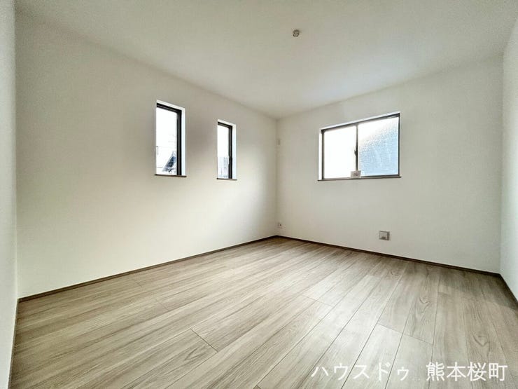 ■2階7帖洋室■心からリラックスできる静けさ、上質な眠りで、毎日をリセットします。明日への活力を養う空間です。