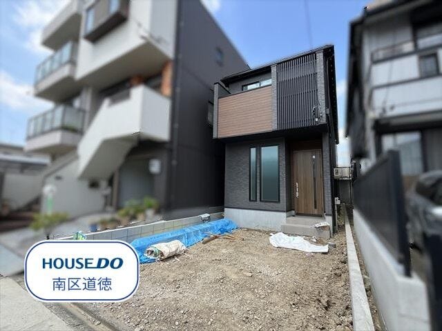 駐車場までの完成間近です!弊社では現地案内会を随時開催しております。お気軽にお問い合わせ下さいませ。