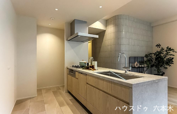 料理をしながら会話が楽しめるレイアウト