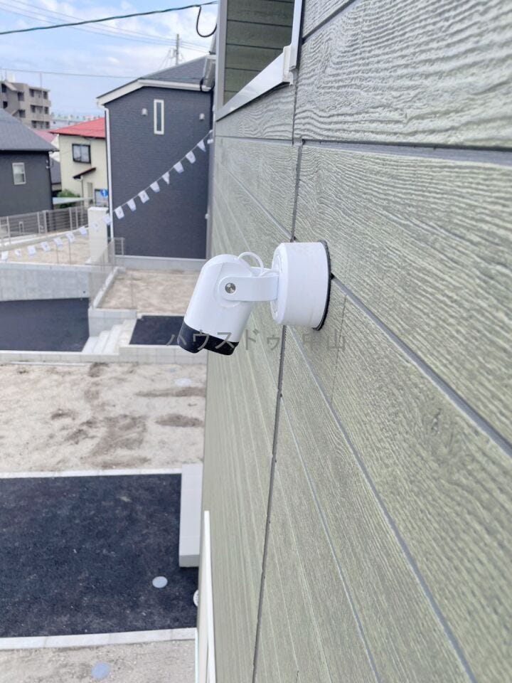 屋外防犯カメラ