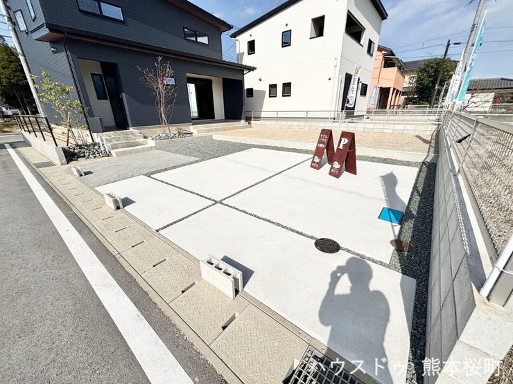 ■車と趣味の幅が広がる場所■単なる駐車スペースではない、洗車やタイヤ交換、DIYにも使える多目的な屋外スペースです。