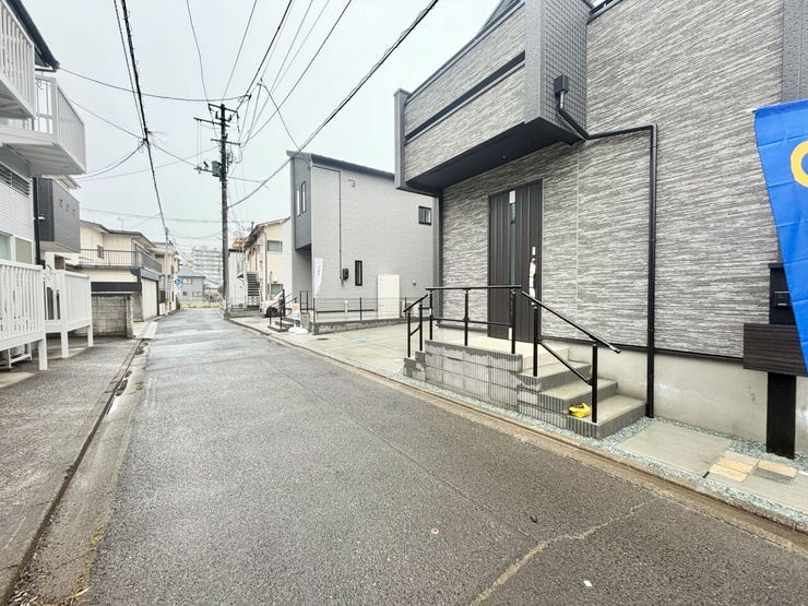 前面道路は4mになります。