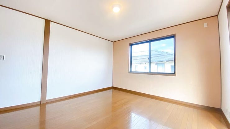 色合いに統一感のある、落ち着いた雰囲気のお部屋です。