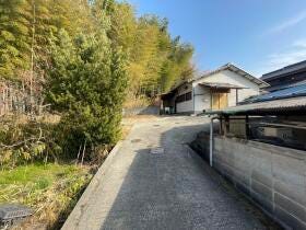 浅口市金光町占見