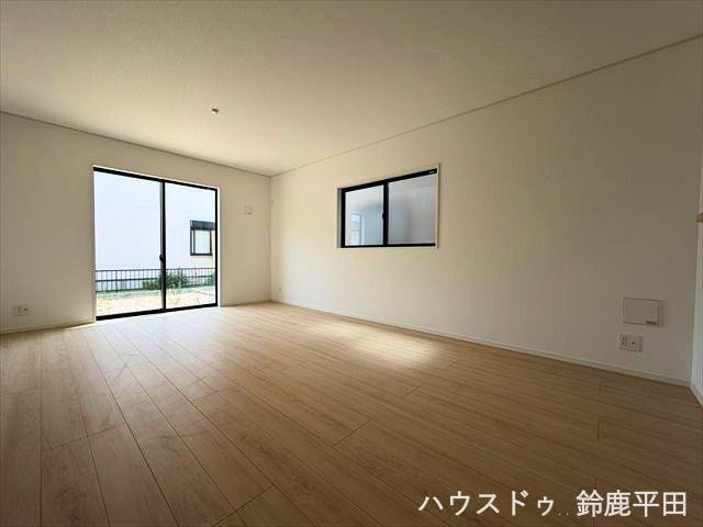 2面採光で大きな窓から明るい日差しが差し込み、快適に過ごすことができます。