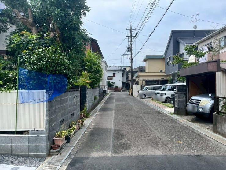 前面道路になります。