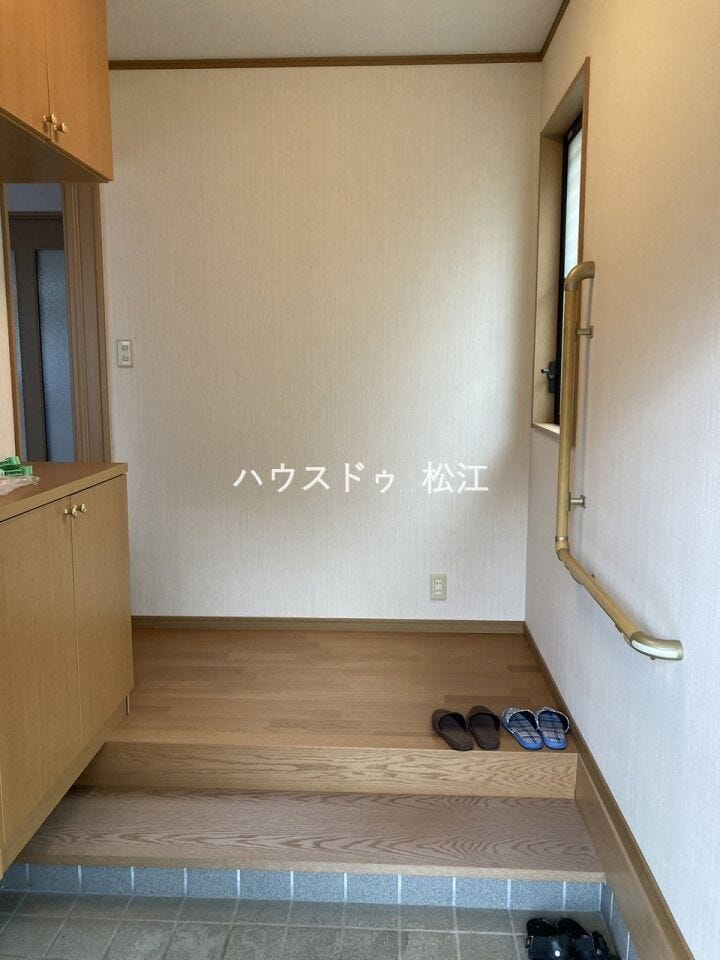 離れ
