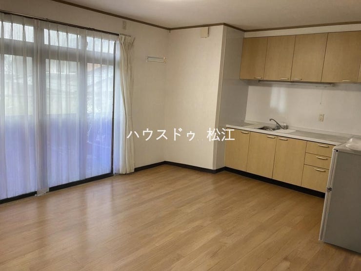 離れ
※AIによる家具等を除いた画像です。
実際とは異なる部分が生じる可能性があります。