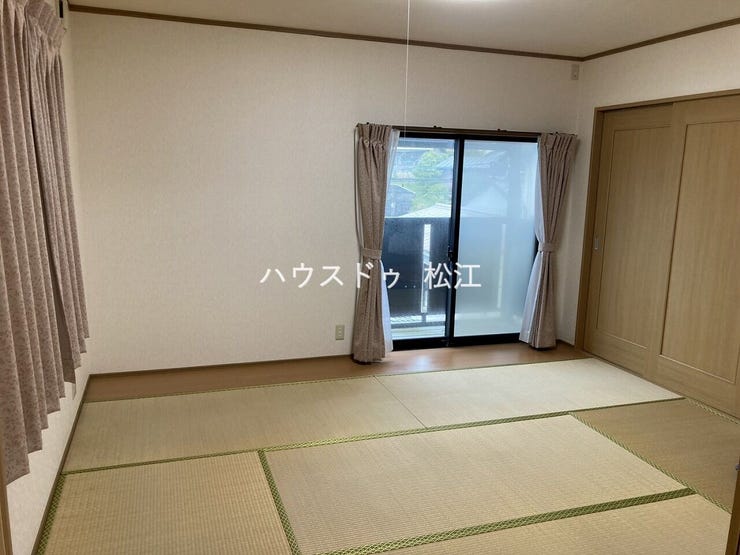 離れ