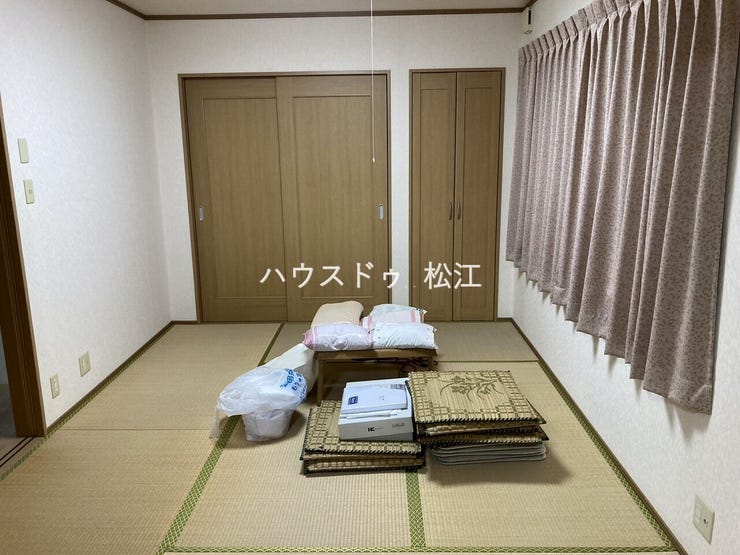 離れ