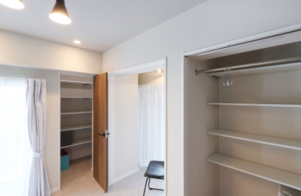 収納も充実しております