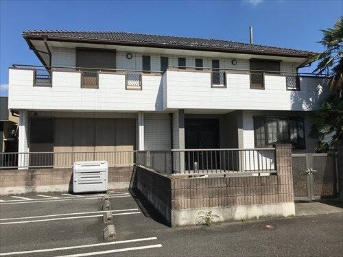 住宅の外観写真です。