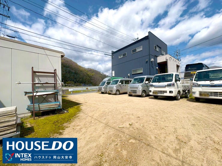 約52坪のゆとりある敷地は、お庭での家庭菜園やBBQなど、ご家族の理想をカタチにするのに十分な広さがあります。夢のマイホーム計画をここからスタートしませんか?